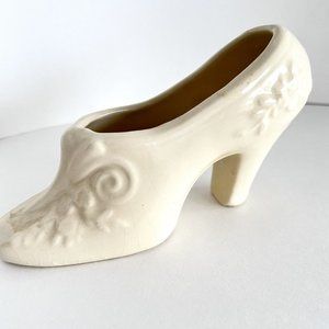 Vintage Shawnee U.S.A. Pottery cream Ladies Shoe Planter, 1950's